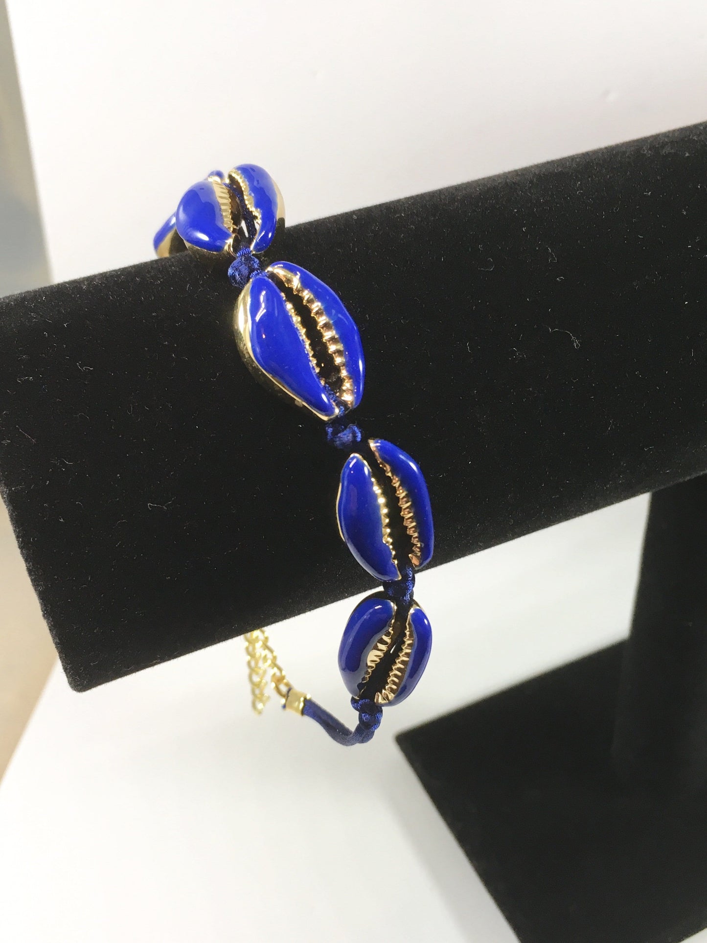 Bracelet Blue Cowrie Shell Bracelet Jewelz Galore Blue Cowrie Shell Bracelet | Jewelz Galore | Jewellery