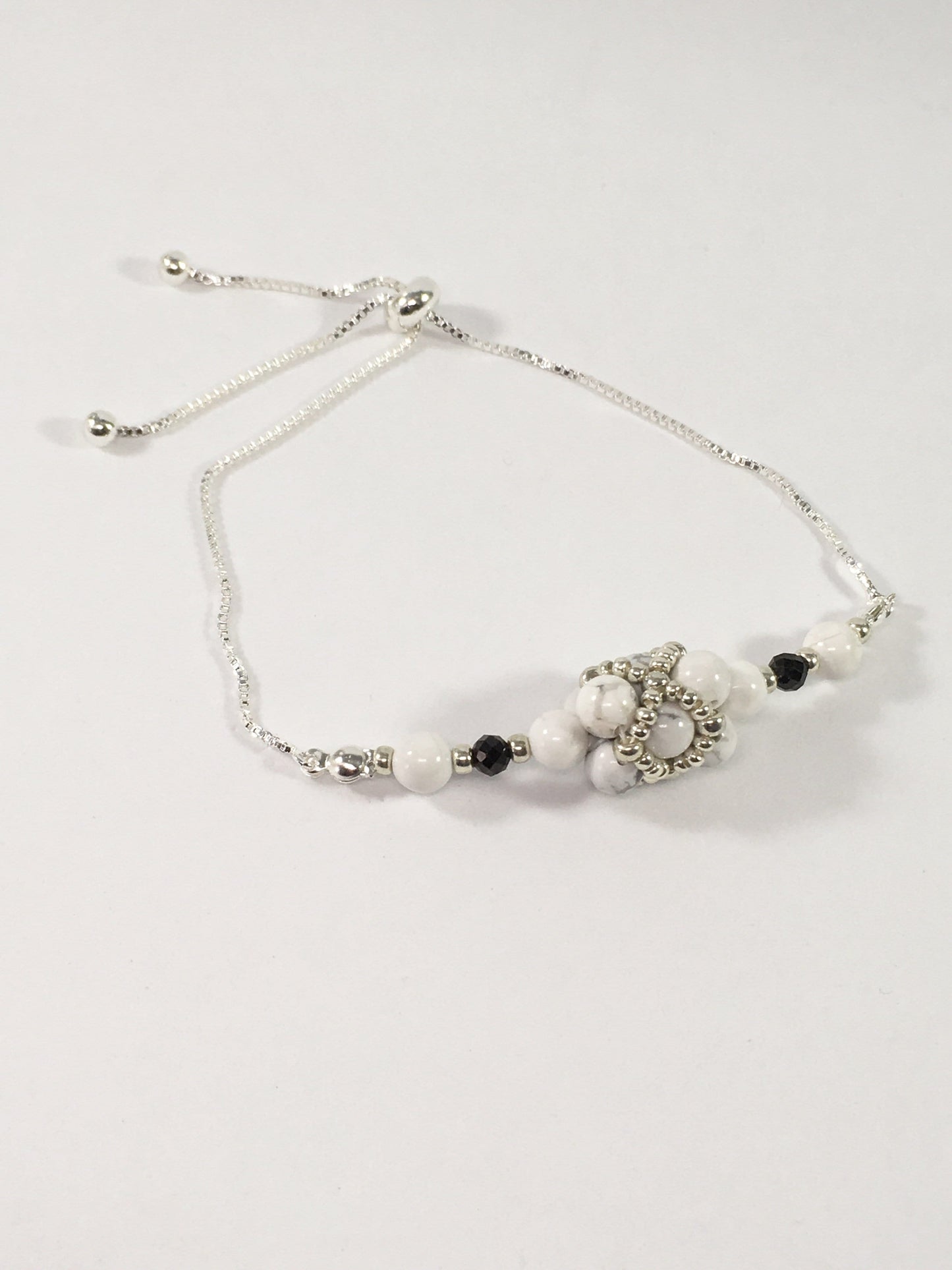 Bracelet Howlite And Black Spinel Bracelet Jewelz Galore Howlite And Black Spinel Bracelet | Jewelz Galore | Jewellery Online