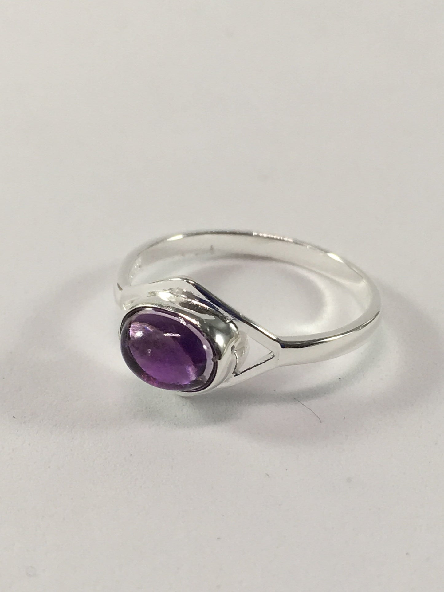 Ring Amethyst / N Oval Gemstone And Sterling Silver Ring Jewelz Galore Sterling Silver Oval Gemstone Ring | Jewelz Galore | Ladies Jewellery