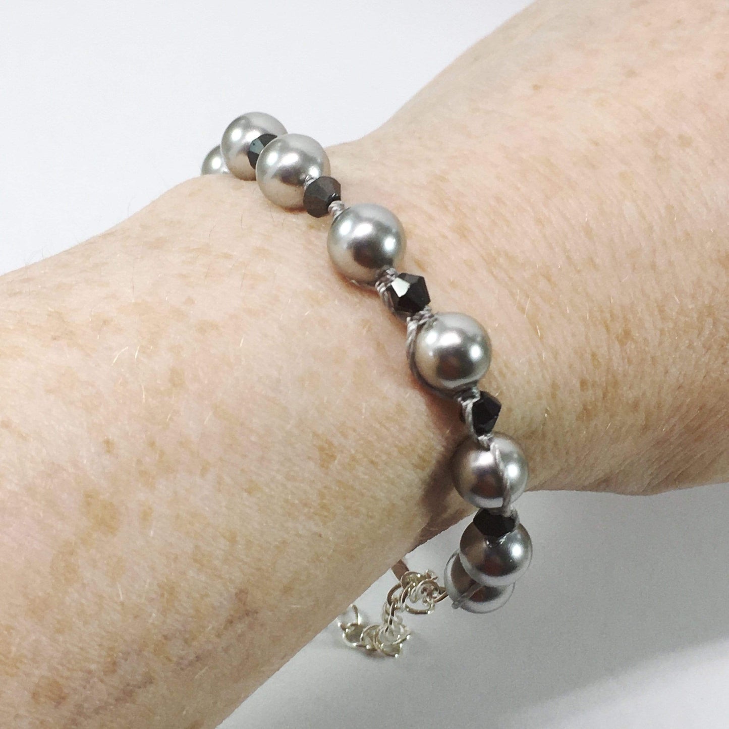 Bracelet Pearl And Crystal Knotted Bracelet Jewelz Galore Pearl Knotted Bracelet | Jewelz Galore | Jewellery