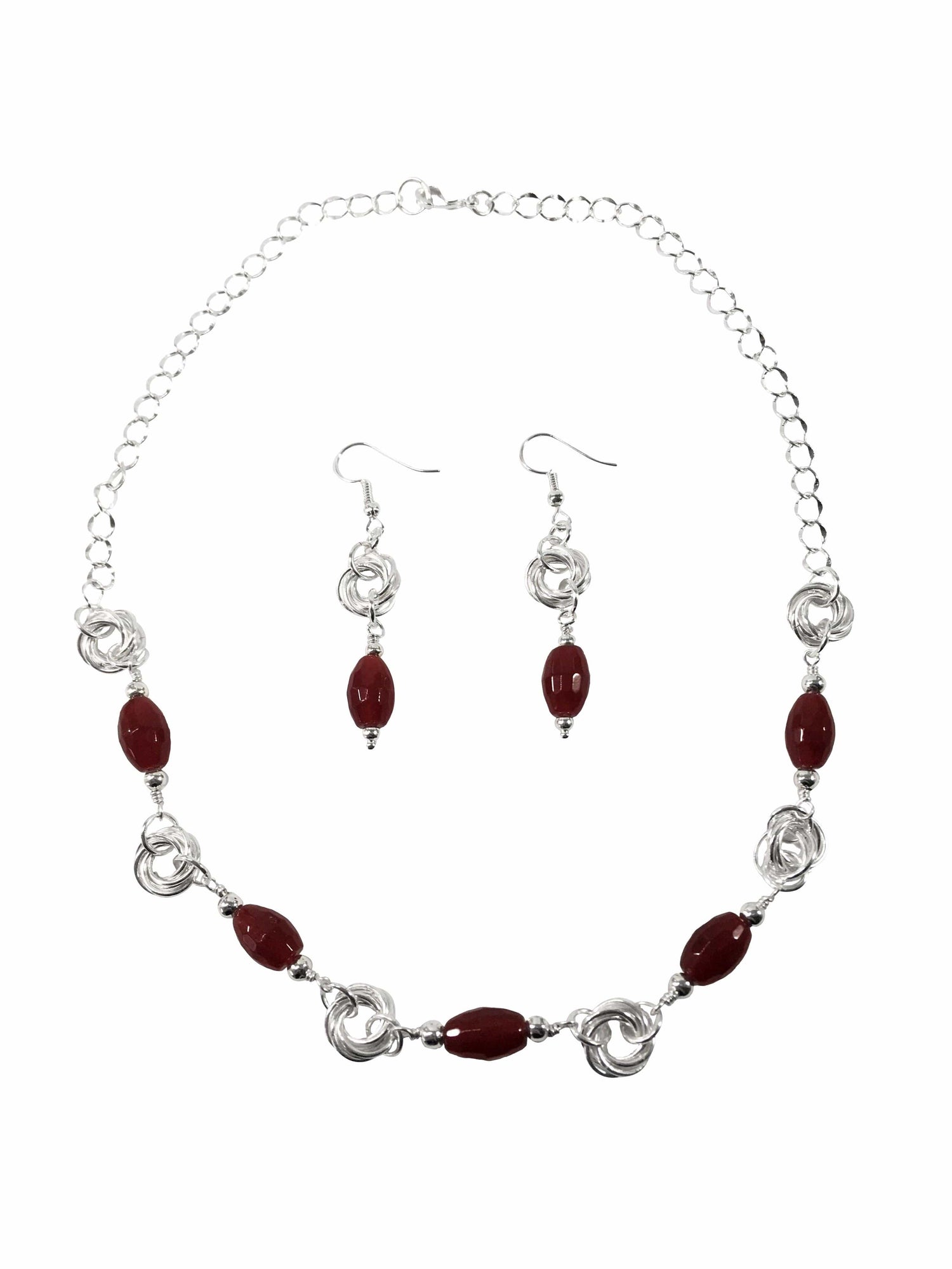 Red Quartz Möbius Set