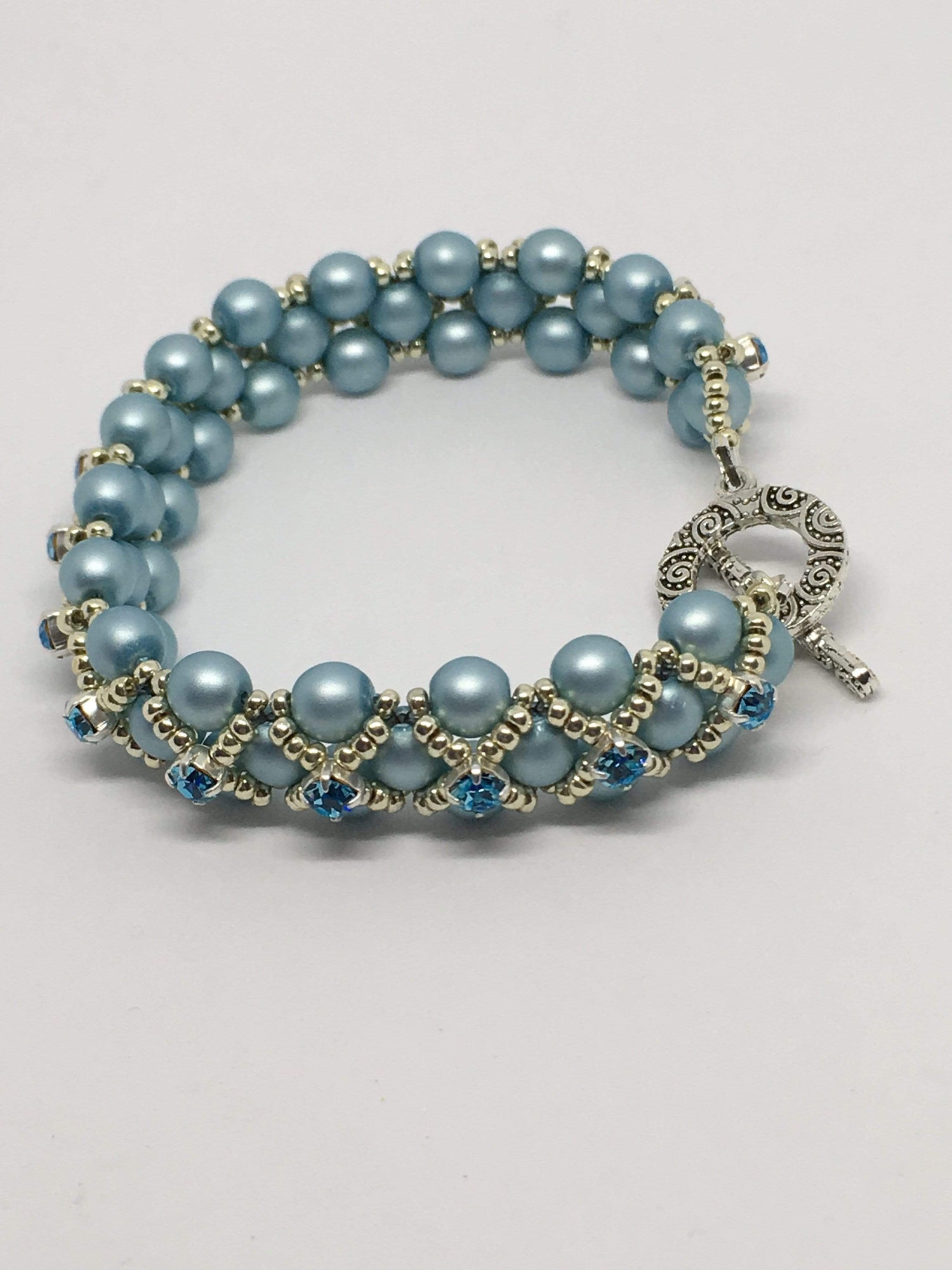 Handmade Beaded Pearl Bracelet