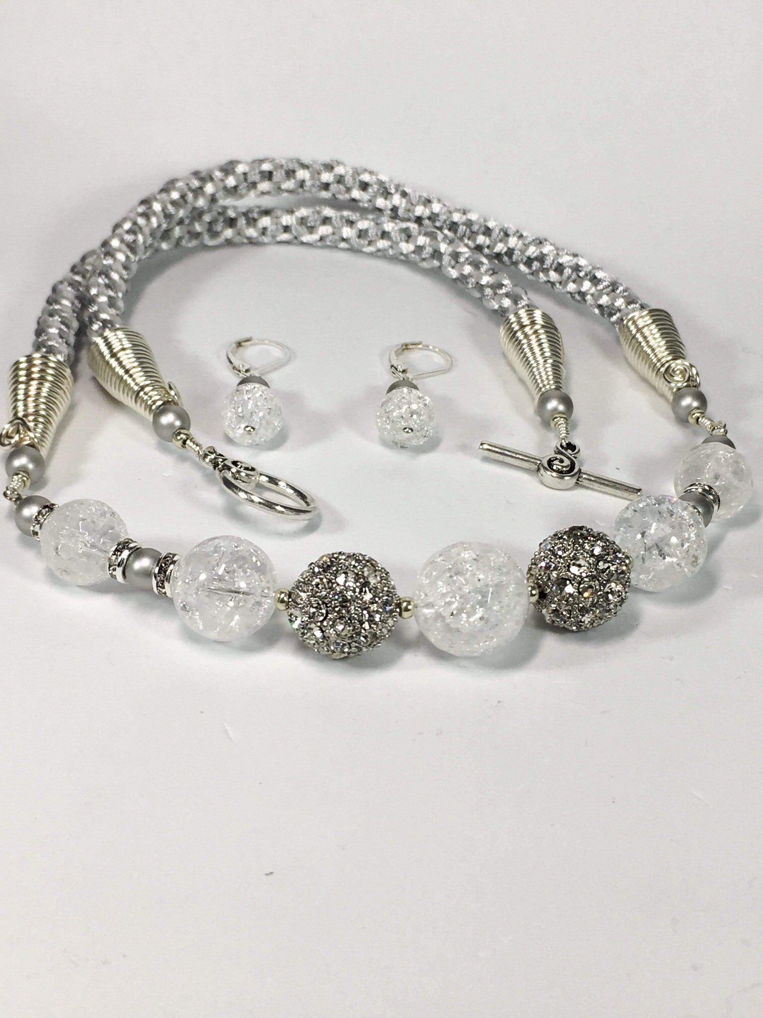 Handmade Crackled Quartz Gemstone And Kumihimo Necklace Set