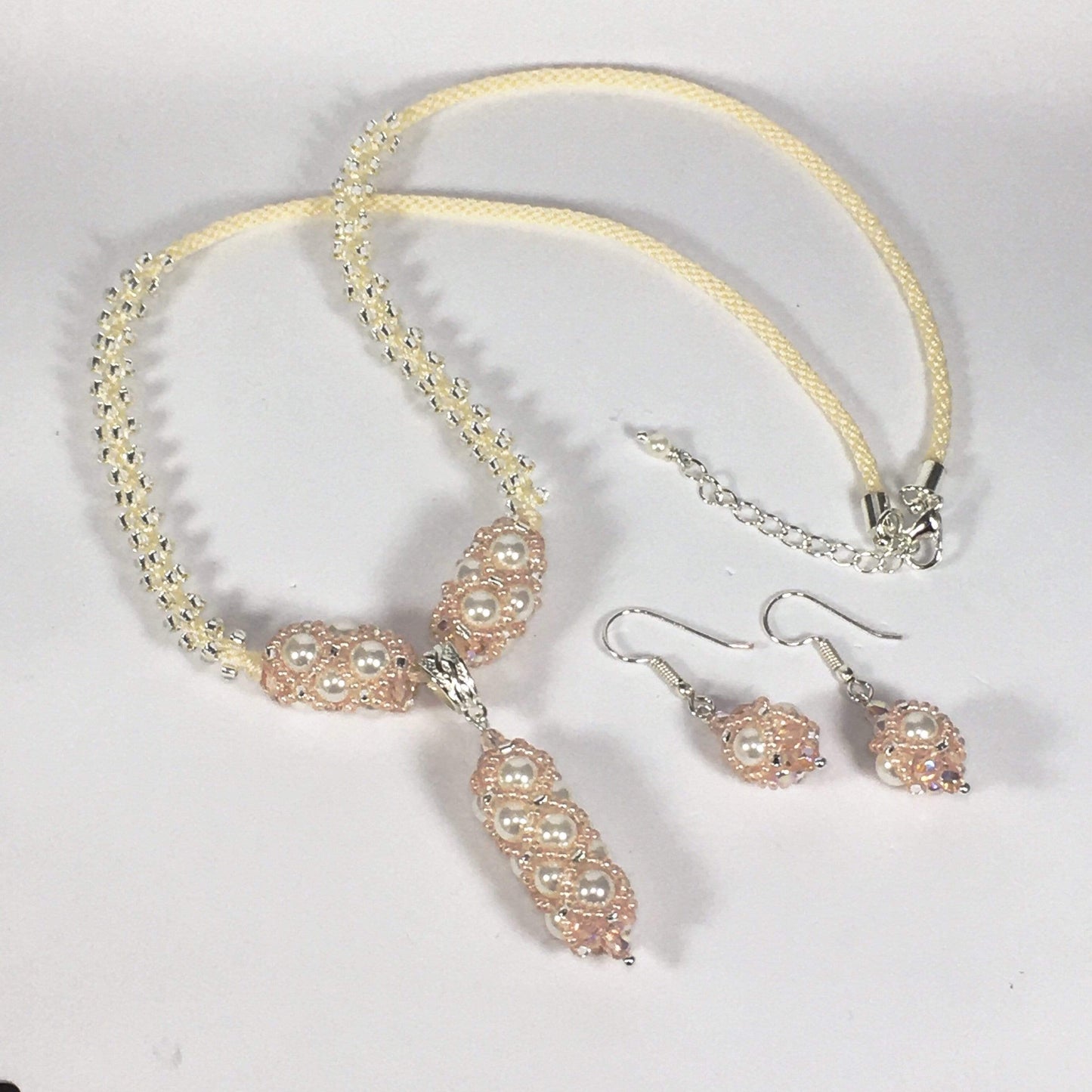 Handmade Shell Pearl Gemstone Criss Cross Beaded Kumihimo Necklace Set Cream