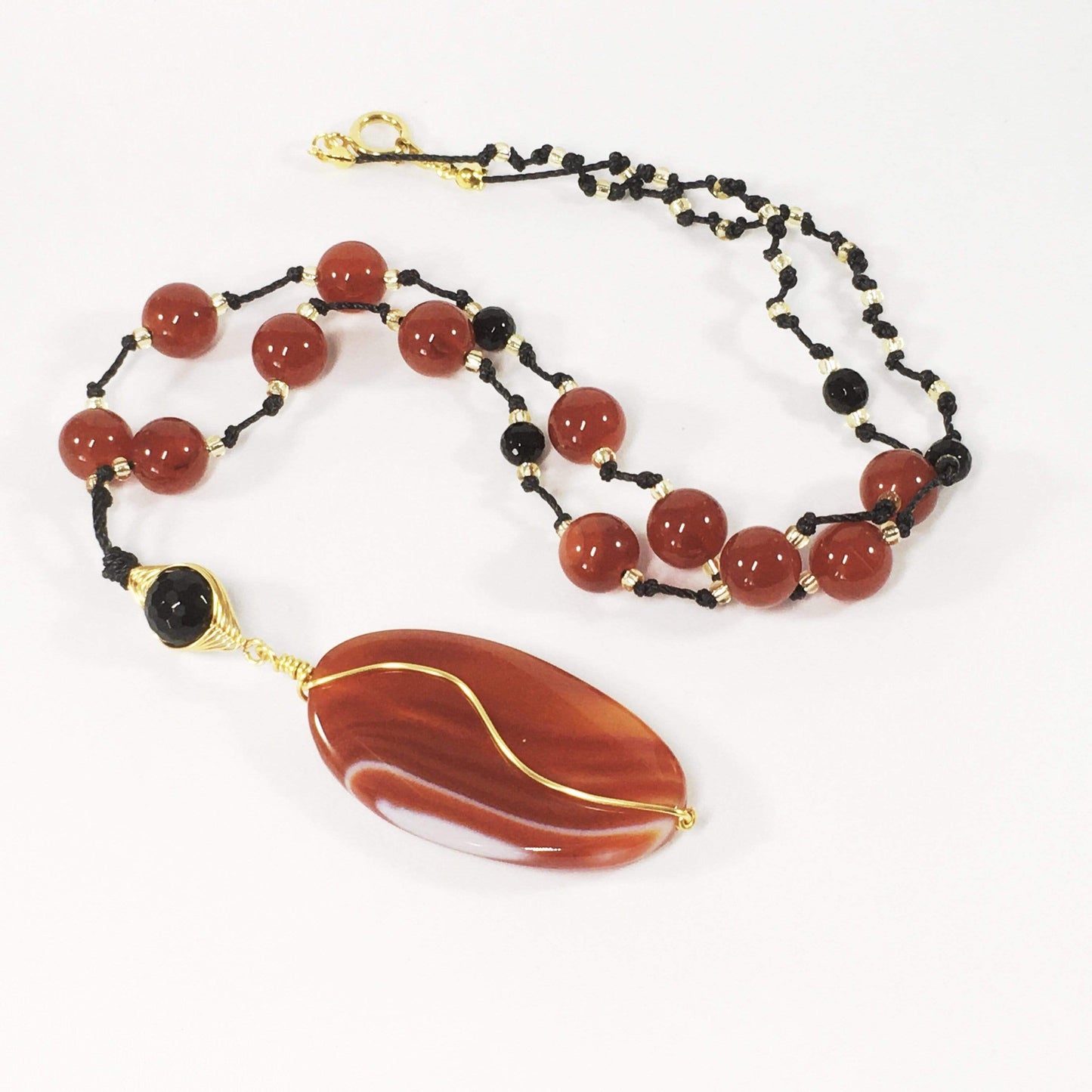 Handmade Coloured Agate Gemstone Knotted Pendant Necklace