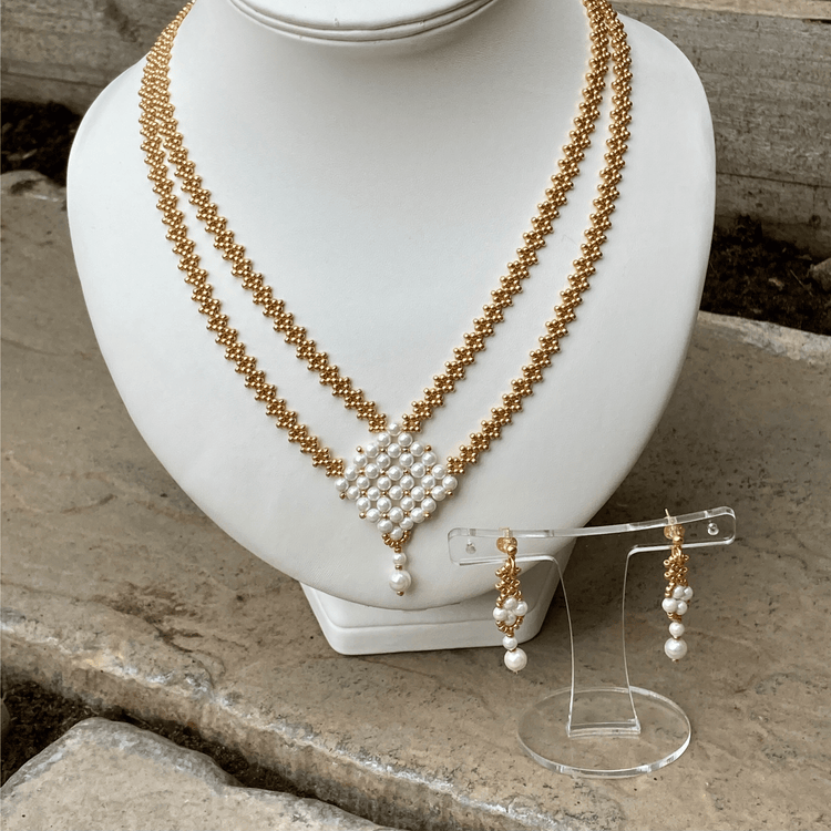 Handmade White Shell Pearl Beaded Bridal Necklace Set
